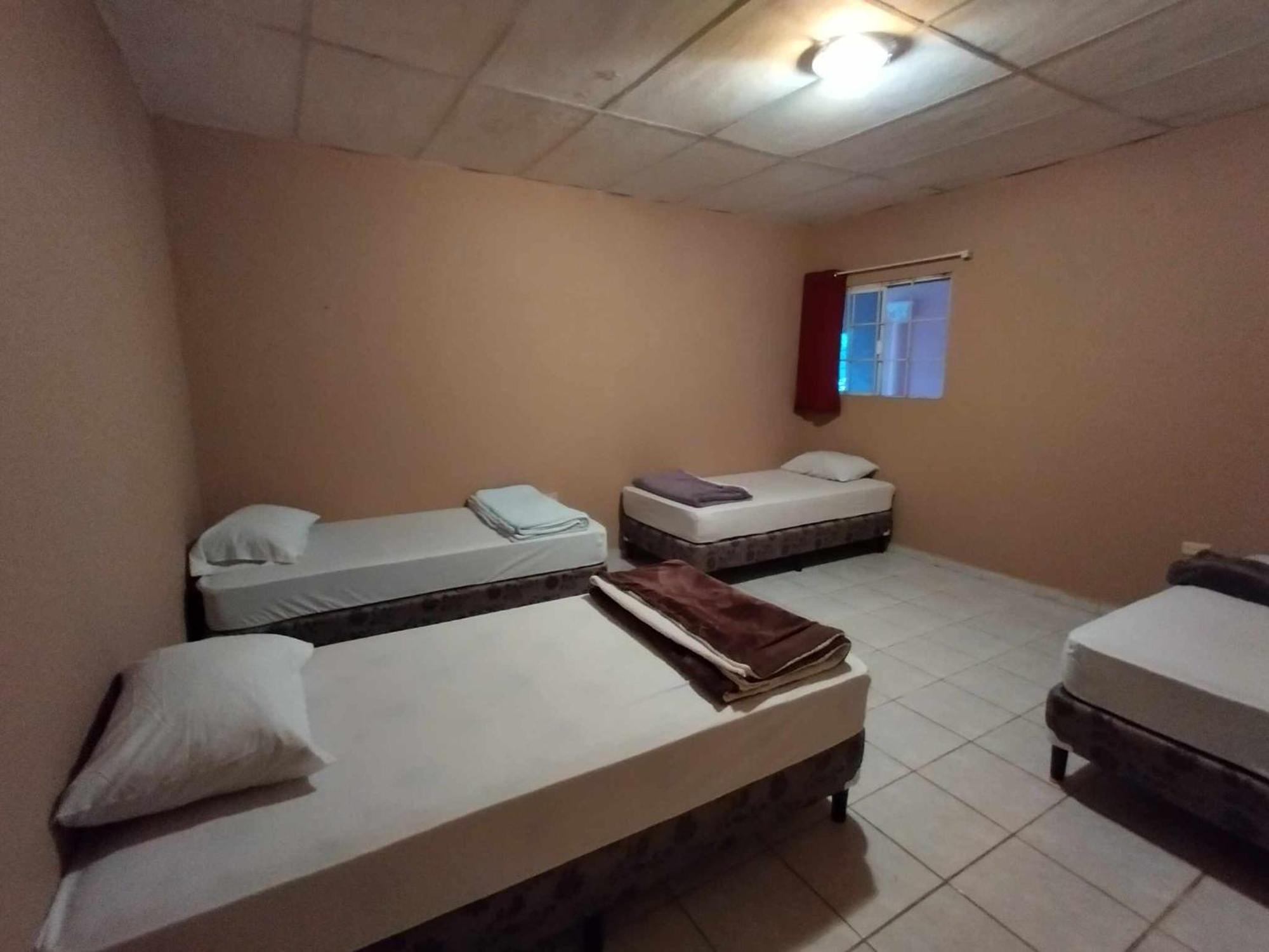بيت شباب Agartha Mountain Retreat بوكيتي المظهر الخارجي الصورة